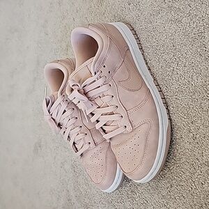 Nike Dunk Low PRM MF Pink Oxford and White. Sz 7.5